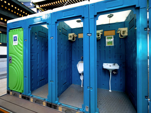 Best Luxury portable toilet rental  in Carlyss, LA